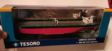 Tesoro Die-Cast Treasure Oil Tanker Ship 1:800 Scale 47981 NEW SEALED 