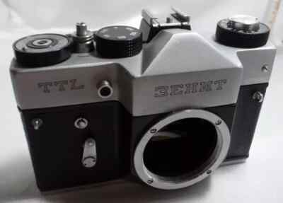 d ZENIT-TTL OMZZ Vintage USSR Russian M42 mount SLR Camera BODY only 1982
