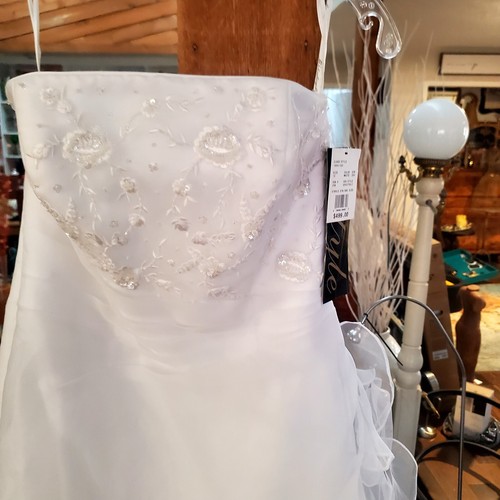 Wedding Dress size 12 new with tag - Picture 10 of 10