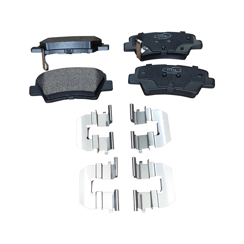 Front Rear Ceramic Brake Pads For 2013 - 2016 Hyundai Veloster Hyundai Elantra