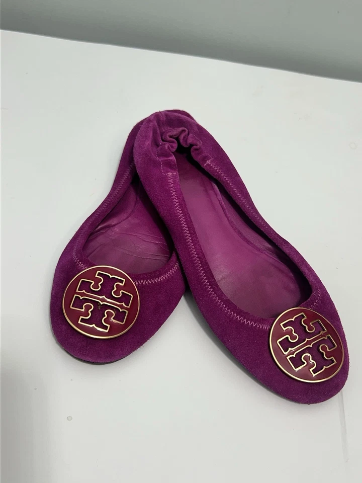 Tory Burch Ballet Reva Plano Mujer Talla 6.5 Púrpura Informal Zapatos Sin Cordones Medallón Foto 2 de 4