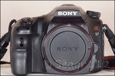 Corpo fotocamera reflex digitale Sony Alpha A57 16,1 megapixel - come nuova meno condizioni / 18k clic