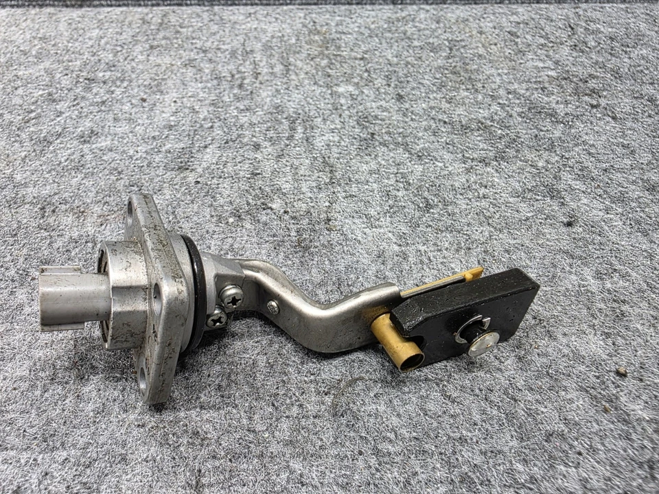 ОРИГИНАЛЬНЫЙ ДАТЧИК УРОВНЯ МАСЛА ДВИГАТЕЛЯ LEXUS 2009-2024 RC-F GS-F IS-F LC500 - Изображение 4 из 4