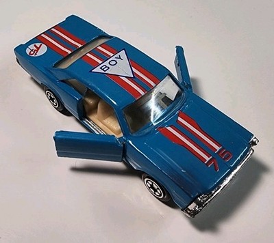 Vintage Yatming #1075 Blue 1966 Ford Galaxie 500XL 1/64 Diecast