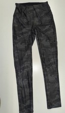 DG2 Diane Gilman Slim Sleek Coated Knit Legging GRAY CAMO Size Small