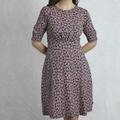 WEIRD FISH LADIES CASSANDRA TEA ROSE FLORAL JERSEY SWING DRESS SIZE 8 (REF 417)