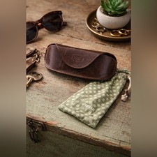 Fossil Brown Leather Sunglasses Case Includes Fossil Dust Bag