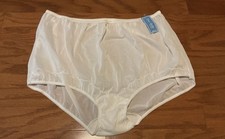 Dixie Belle Scallop Trim Brief White Panty Size 15 Style 719 NWT Made in USA