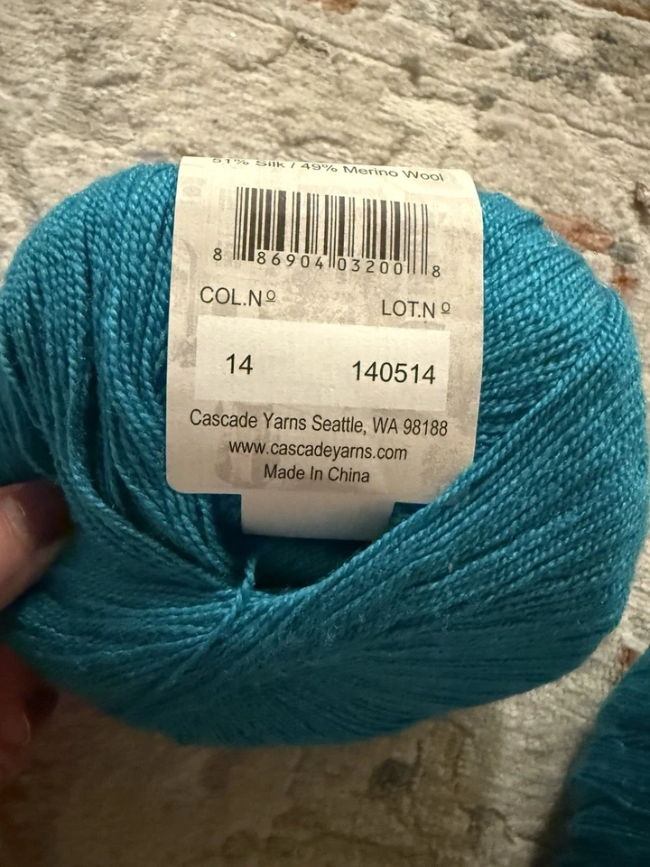 Cascade Yarns Forest Hills 51% Silk 49% Merino Wool #14 "Viridian Green" Teal - Изображение 3 из 4