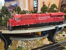 Broadway Limited BLI-8556, HO Scale GE ES44AC CP#9357 ESU LokSound5 DCC/SOUND