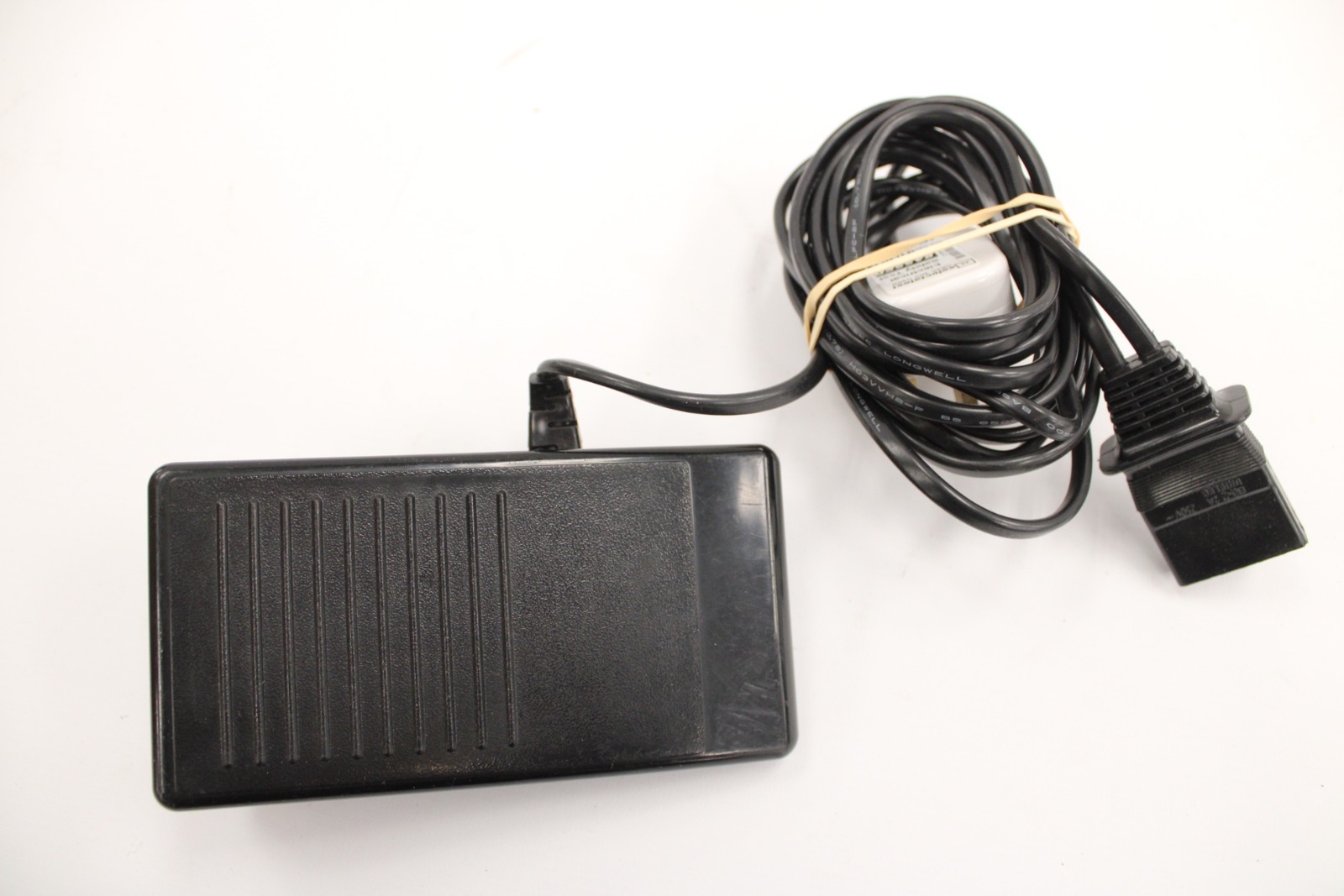 BROTHER BS2450 Portable Electric Household Sewing Machine w/ Foot