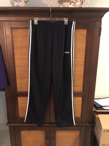 Men’s Adidas (L) Navy Sweatpants. Inseam 32”. EUC… - image 1