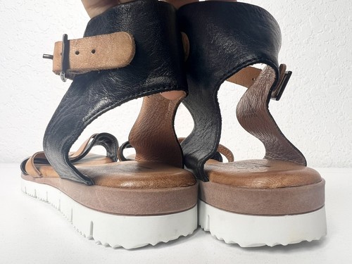 Sandalia Miz Mooz Shep para mujer EE. UU. 9 cuero marrón correa al tobillo plana con tira trasera EU 40 - Imagen 5 de 9
