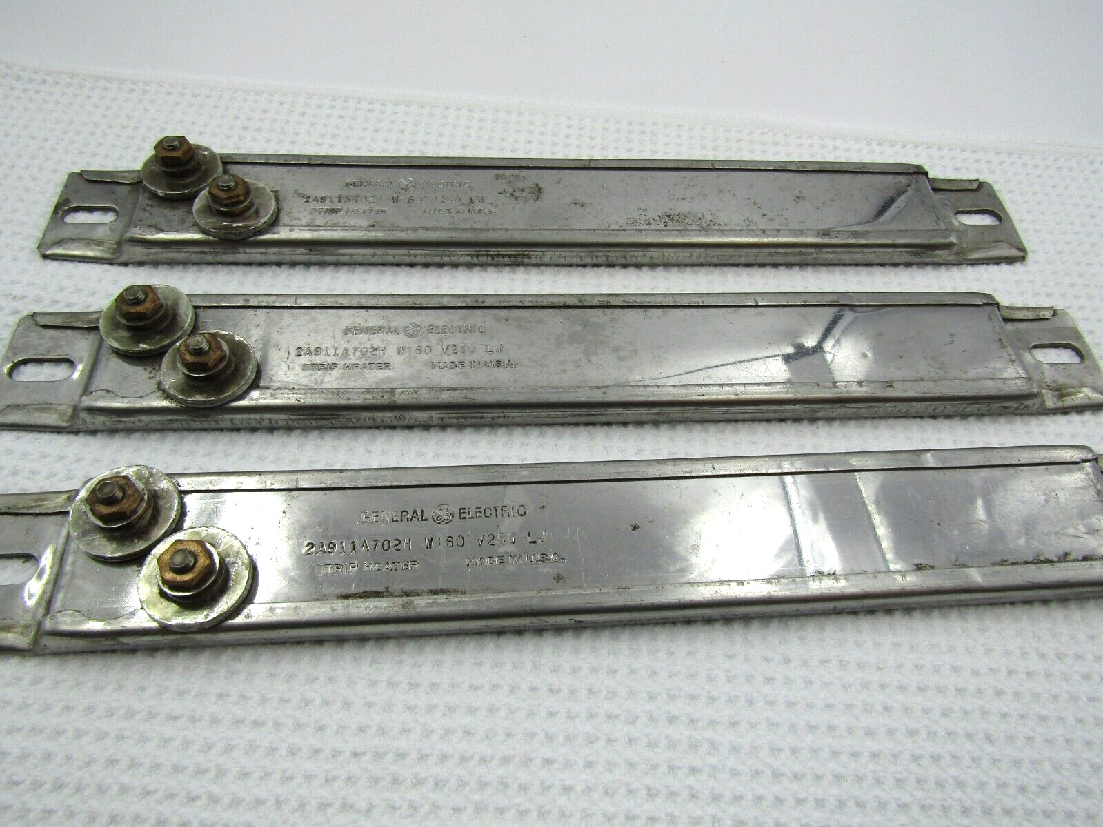 GE 2A911A702H W160 V250 LJ Strip Heater Qty 3