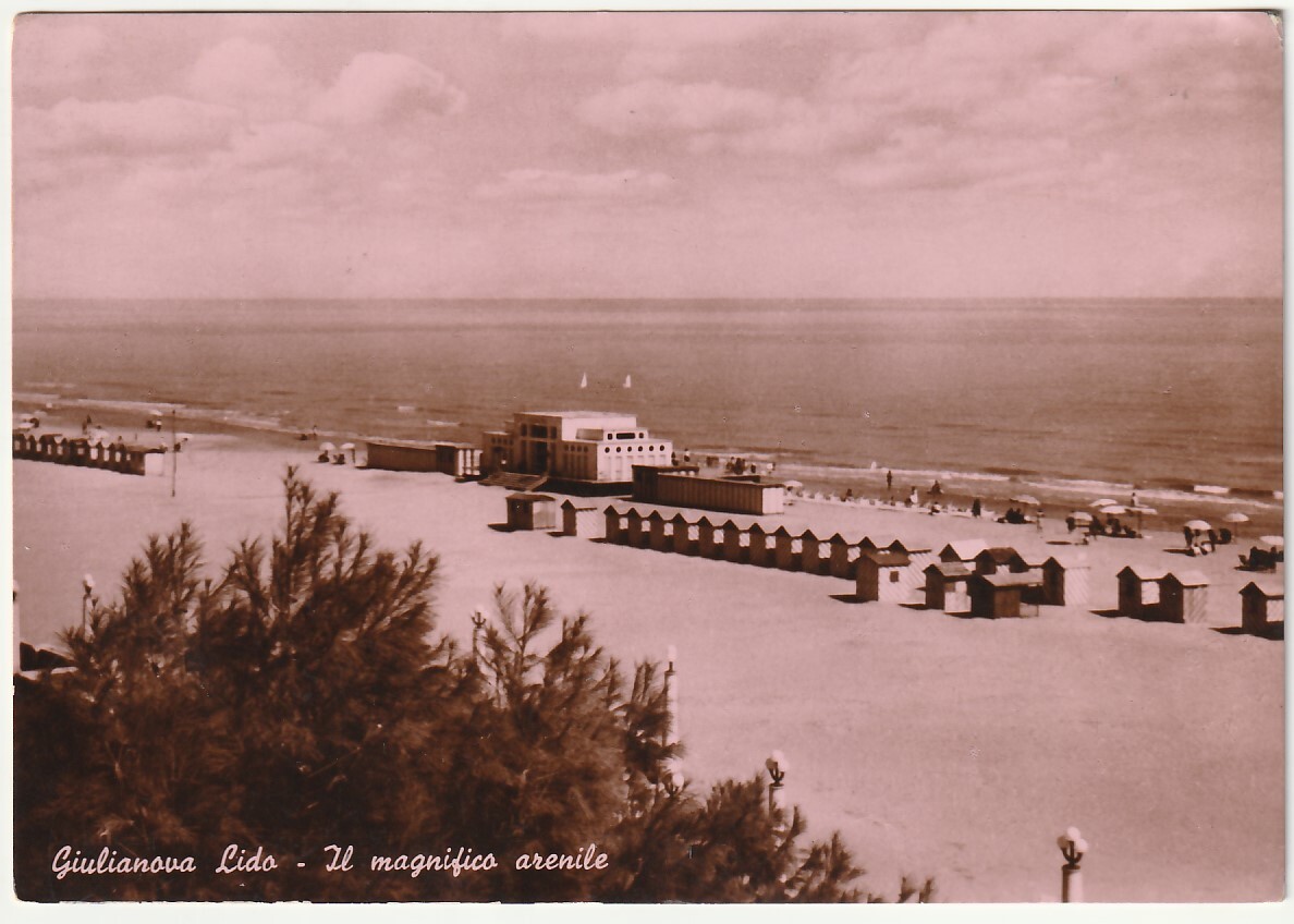 GIULIANOVA LIDO - TERAMO - IL MAGNIFICO ARENILE - VIAGG. 1961 -11698-