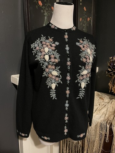 1960’s Vintage Black Cardigan Ornate Beading - Picture 2 of 4