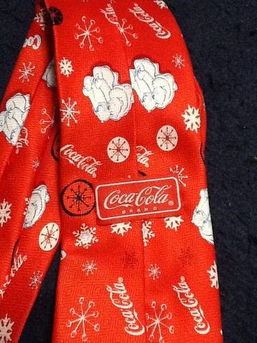 Coca Cola  ●  Polar Bear Tie  ●  Red  ●  Cool Fun!  ●  Christmas seasonal    👔 - Picture 1 of 5