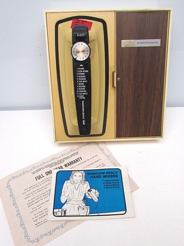 Vintage Rare Hamilton Beach 12 Speed Portable Hand Mixer New NOS Harvest Gold - Picture 3 of 9