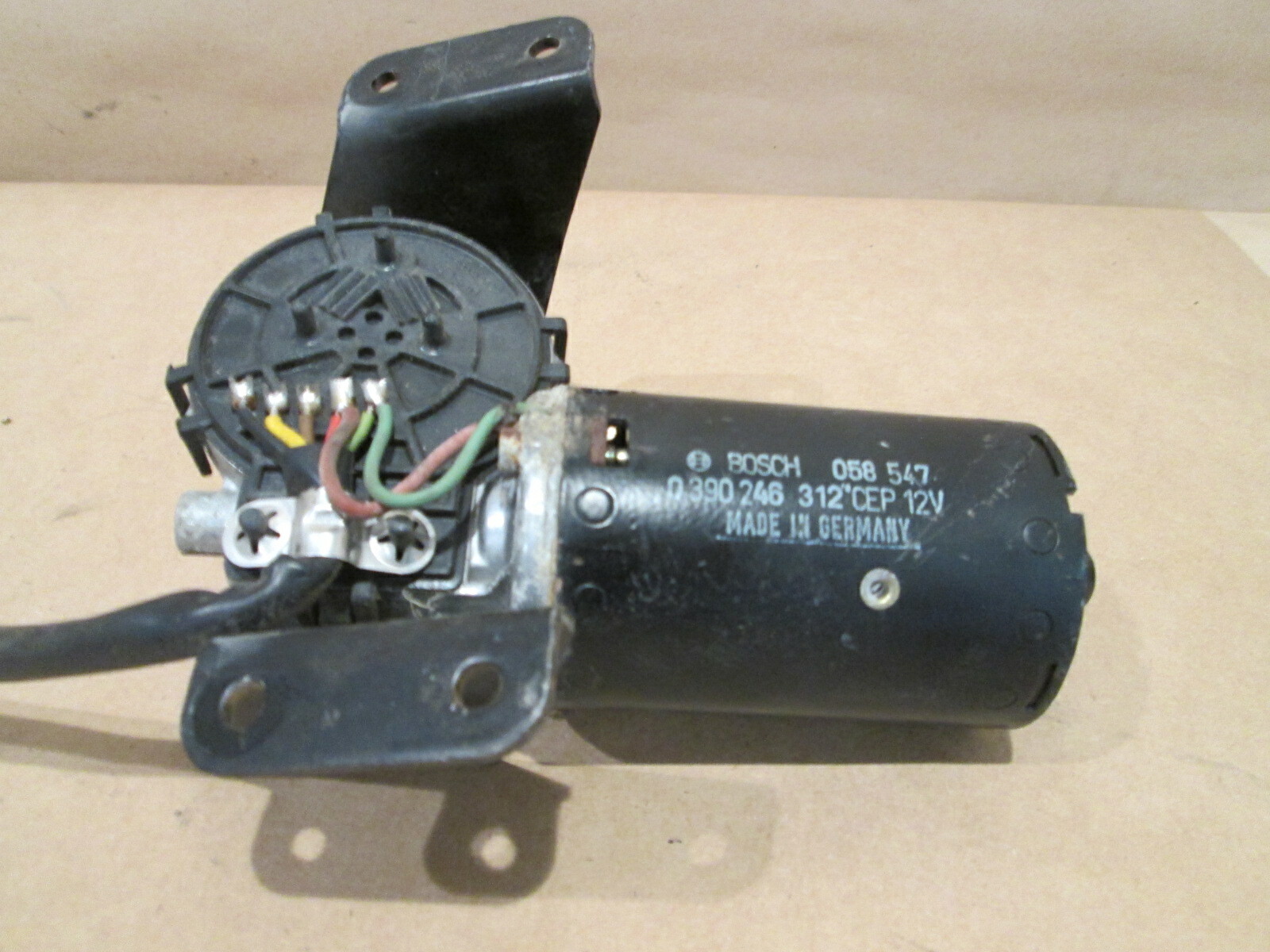 Ferrari 512, 348, Mondial, Testarossa - Windshield Wiper Motor - P/N 61528100