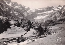 65 GAVARNIE CIRQUE DE GAVARNIE LA ROUTE ET LE PONT NADAU