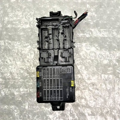 Interior Fuse Box Board With Fuses for Mitsubishi DELICA L400 PB3V 2.0 MPi