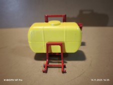 Siku Farmer 1:32 - Sprengeinrichtung gelb-rot / 1955 / guter Zustand siehe Fotos