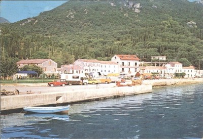Benitses Korfu Griechenland Vintage Postkarte 1984 Hafen Dorf Szene