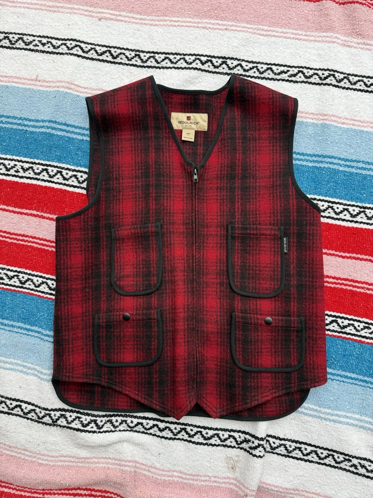 Woolrich Vest Men’s Large Red Black Buffalo Plaid Wool Outdoors Hunting Pockets