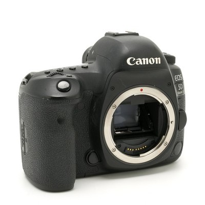 Canon EOS 5D Mark IV 30.4MP Digital SLR Camera: Shutter Count   33,100