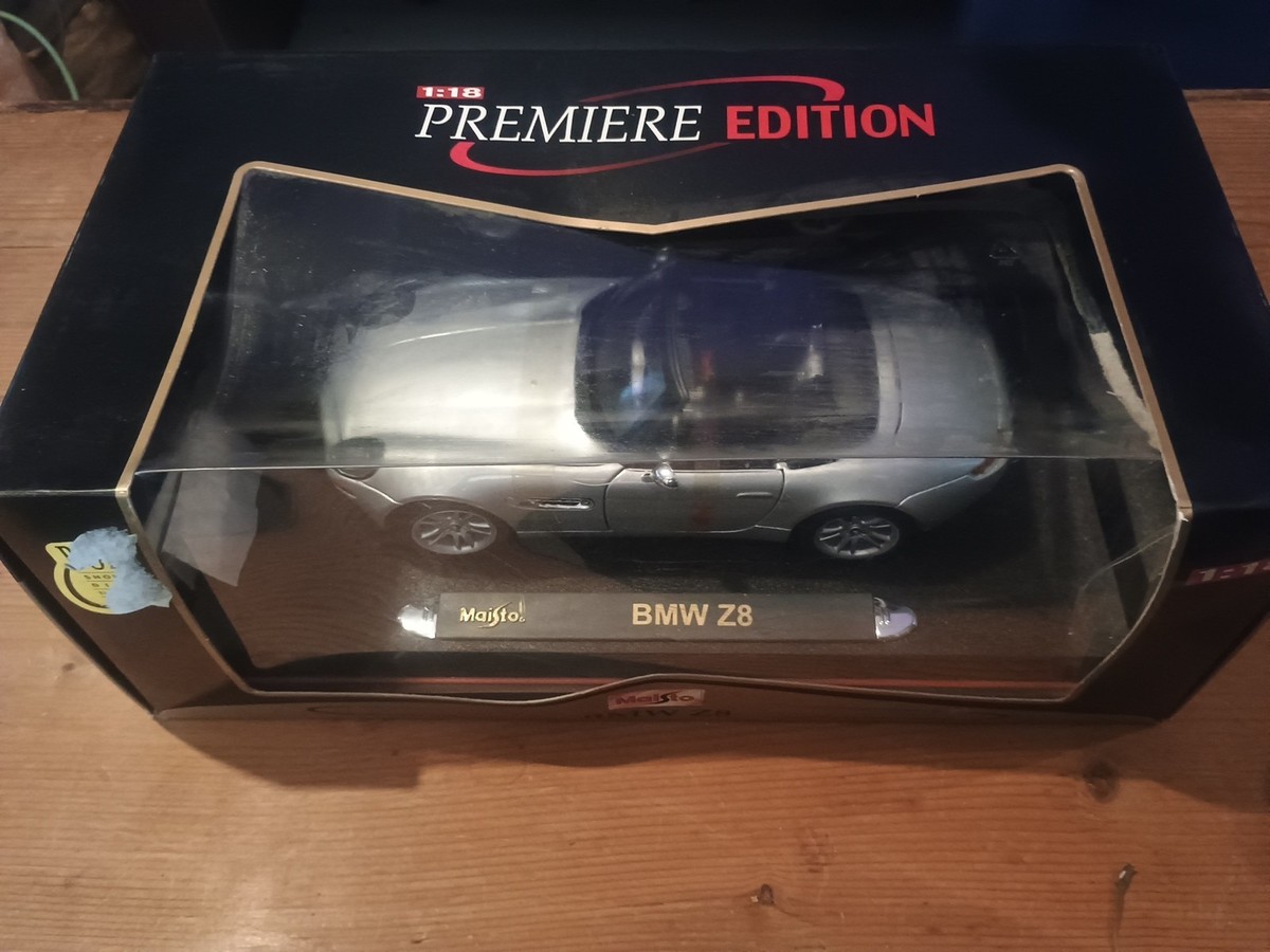 Maisto 1/18 36896 BMW Z8 Silver for sale online | eBay