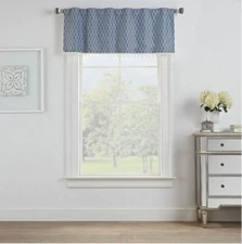 Oslo Jacquard Rod Pocket/Back Tab 100% Blackout Window Valance in Marine