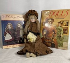 2 ANTIQUE BISQUE DOLL BOOKS All Color By Desmonde 1974  Doll Collectors 1983