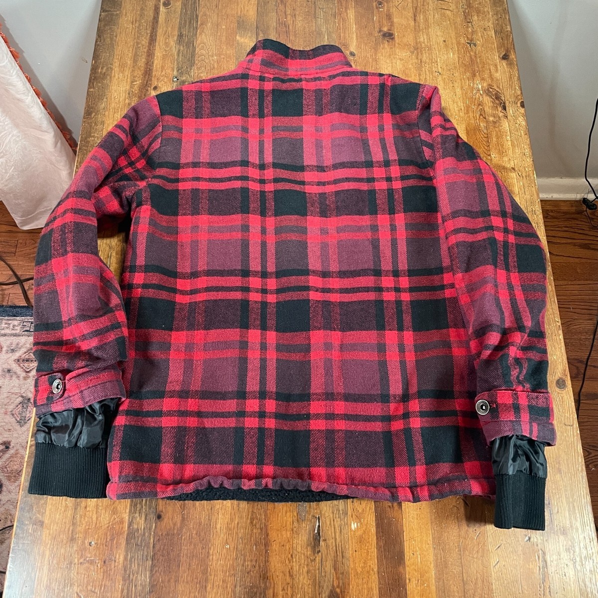 Burton Jacket Mens Small Red Black Plaid Full Zip Sherpa Lined Burton Jacket Mens Small Red Black Plaid Full Zip Sherpa Lined
