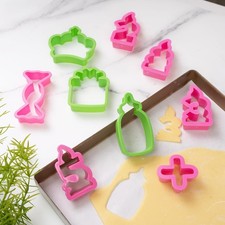 28 Pc HOLIDAY COOKIE CUTTERS Variety Pack PLASTIC Lightweight  Dishwasher Safe