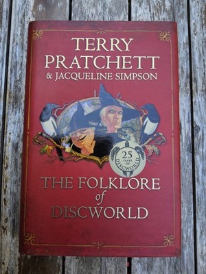   Die Folklore der Scheibenwelt von J Simpson, Terry Pratchett signiert 1. Auflage