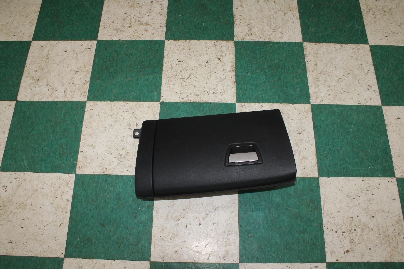 Maserati Ghibli 2014-2017 Glove box latch Black