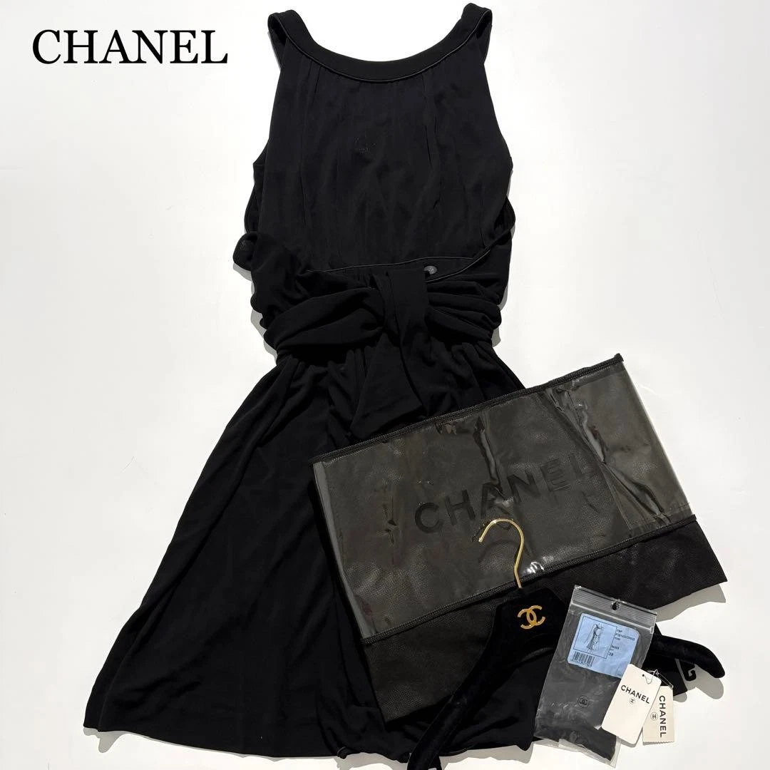 Chanel — Chanel Sleeveless Dress P35103V20925 Size:38 Black good condition SK1702