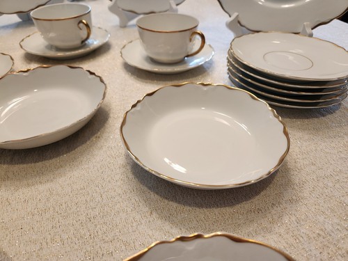 Beautiful, rare, Vintage H&Co Bavaria Dinnerware Set. Made in Germany! - Picture 9 of 21