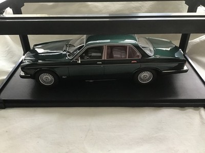CULT MODELS  1/18 Scale (CML031-2) JAGUAR XJ6 SOVERIEGN S3 GREEN METALLIC 1983