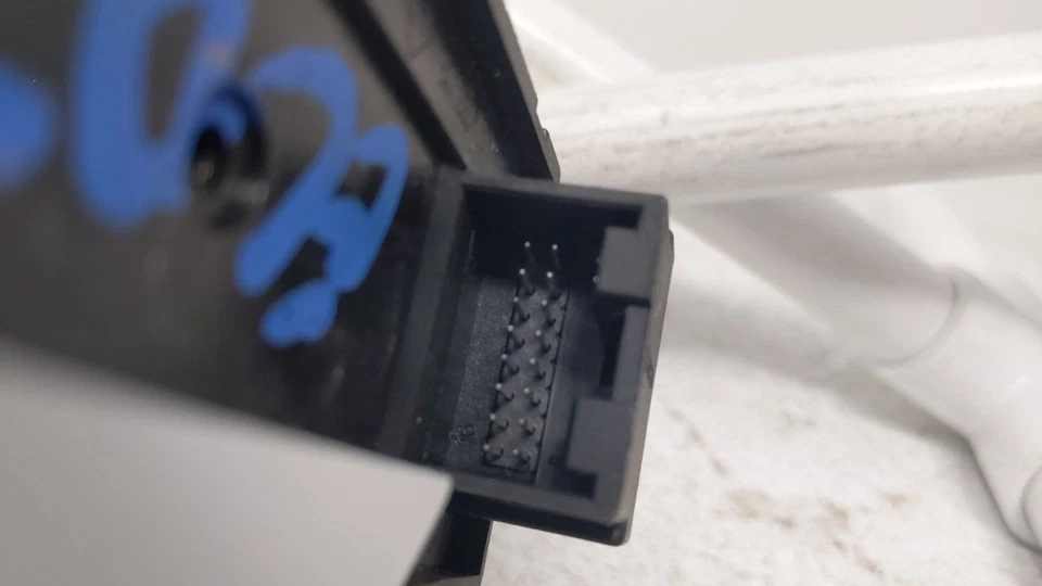 Главный выключатель стеклоподъемника левой двери для Audi A8 2000 DL0GV - Изображение 4 из 4