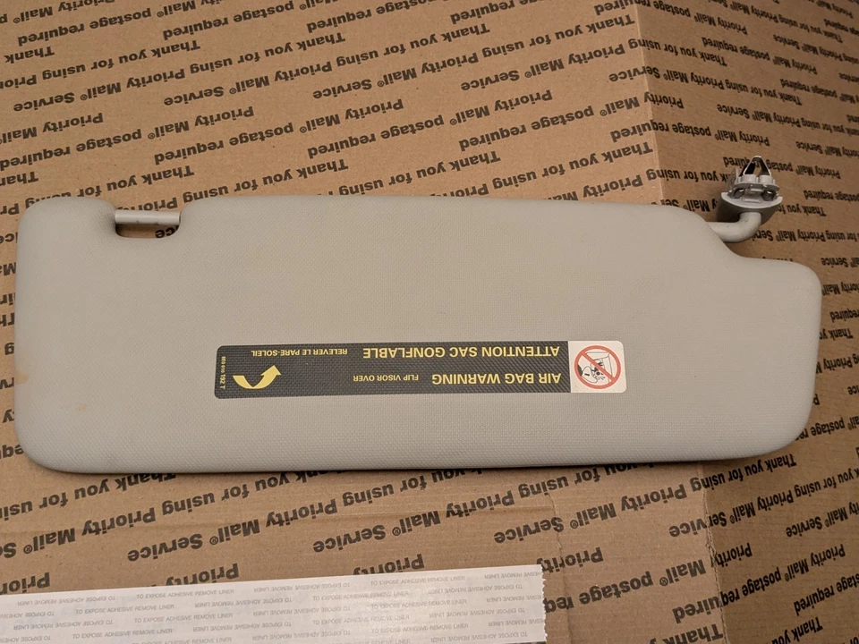2009-2012 Audi A4 Quattro Left Driver Side Sun Visor w/Mirror Sunvisor GRAY OEM - Image 2 of 4