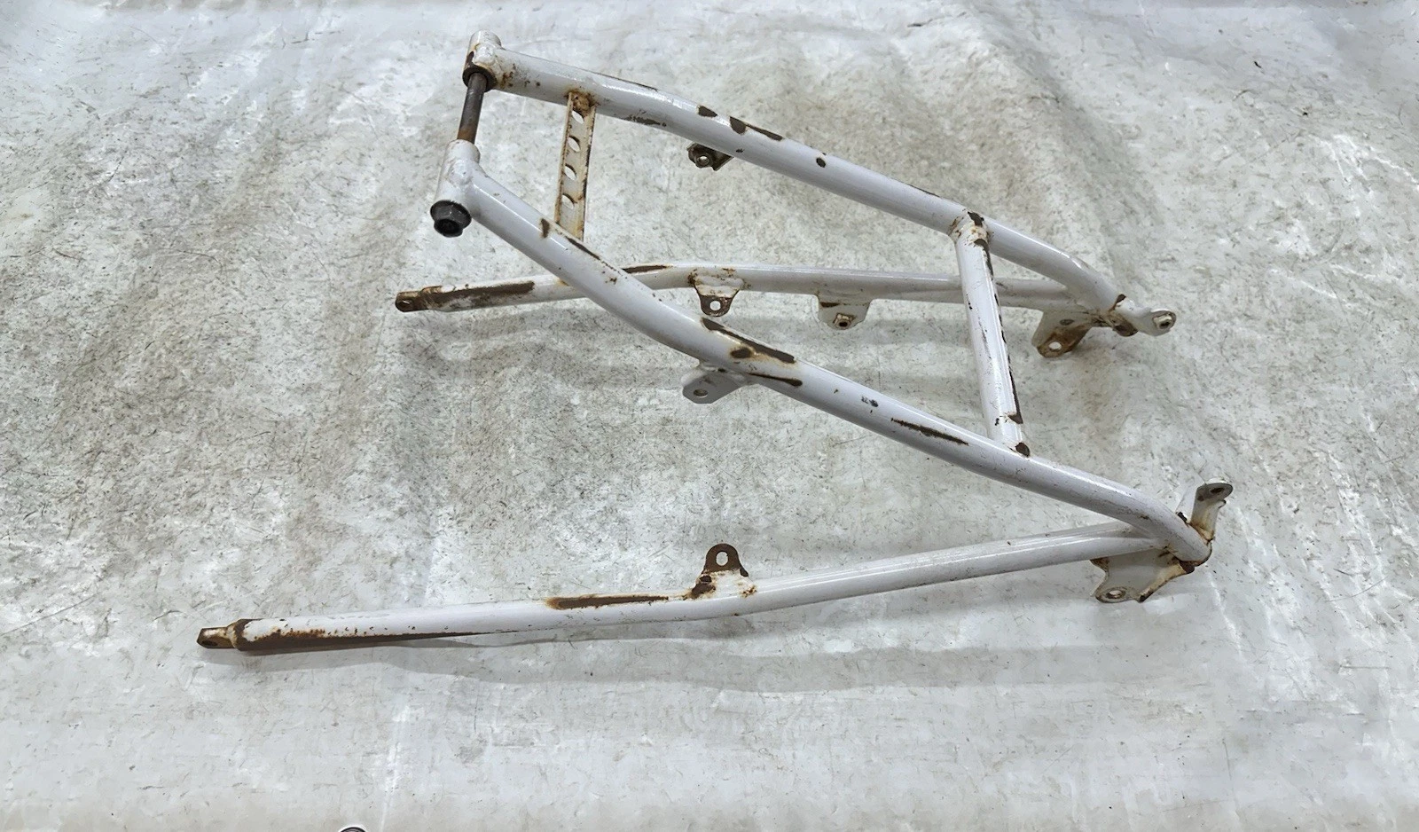 OEM 1996 96 YAMAHA YZ250 YZ 250 SUBFRAME SUB FRAME SEAT RAIL 4SR-21190-00-UJ