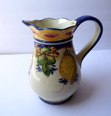 Peint a la Main Pitcher 1835 CE Jay Willfred/Andrea  Made in Portugal