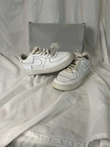 Size 3.5y- Nike Air Force 1 boys grade school