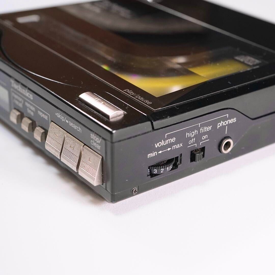 TECHNICS SL-XP7 Portable CD Player Working Confirmed japan TECHNICS SL-XP7 Portable CD Player Working Confirmed japan