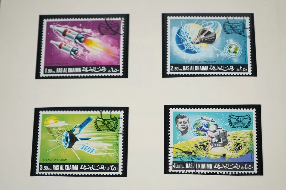 RAS AL KHAIMAH & ST. VINCENT JFK COLECCIÓN DE 110+ SELLOS Y 70+ HOJAS EN ÁLBUM Foto 4 de 4