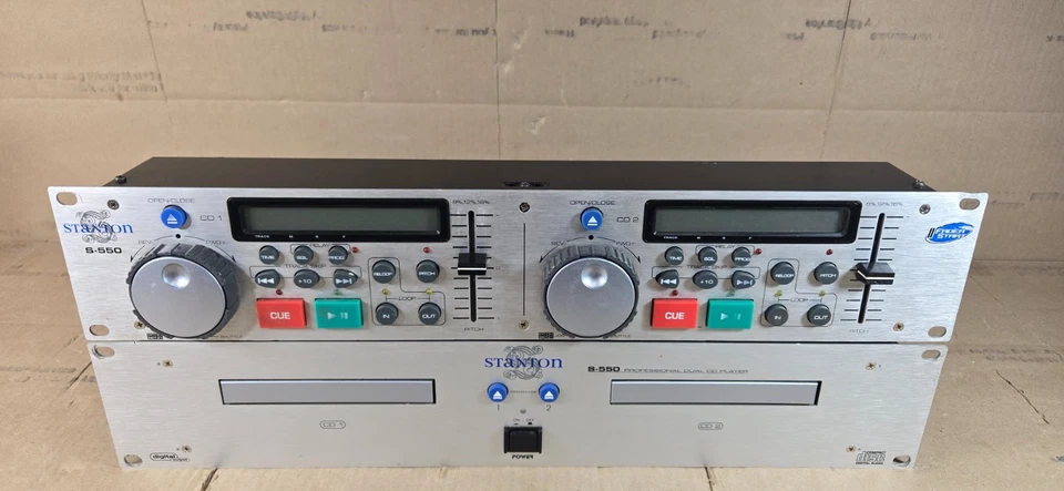 Stanton S-550 Dual CD Player With Remote Unit (NEEDS CONTROL CABLE) - Image 2 of 4