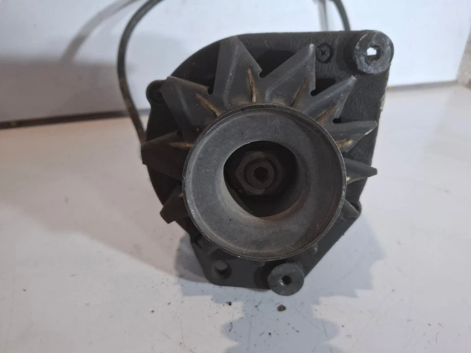 Audi 80 90 B3 1988 Alternator 026903015F Petrol 1kW AXP62485 - Image 2 of 4