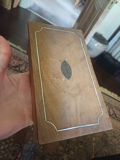Beautiful vintage wooden box with inlaid zulu shield and spears