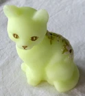 Vtg Fenton Custard Uranium Glass Painted Daisies Sitting Cat  3 3/4" L Watson